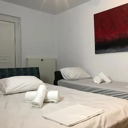 5 Min From Papageorgiou Free Indoor Parking Selanik