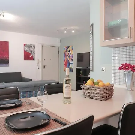 Apartament 5 Min From Papageorgiou Free Indoor Parking Saloniki