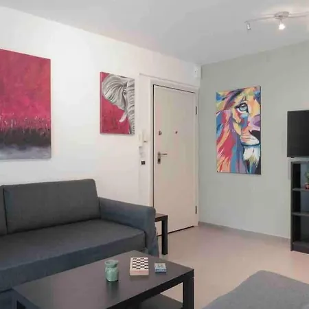 5 Min From Papageorgiou Free Indoor Parking *