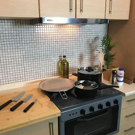 5 Min From Papageorgiou Free Indoor Parking Apartament